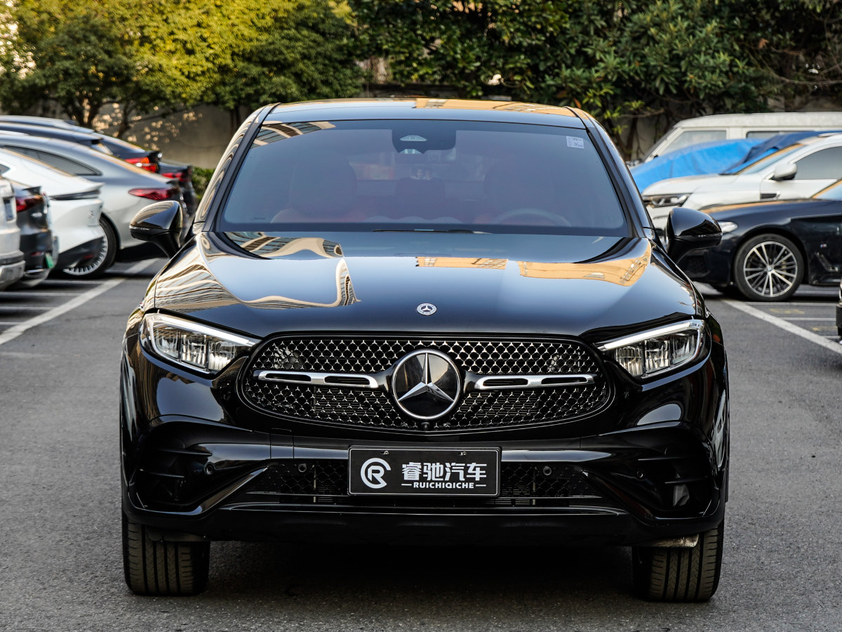 奔馳 奔馳GLC  2024款 GLC 260 4MATIC 轎跑SUV圖片