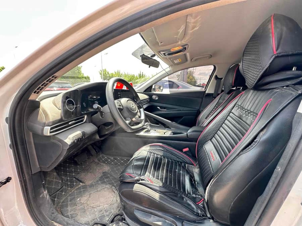 現(xiàn)代 伊蘭特  2023款 1.5L CVT GLX精英版圖片
