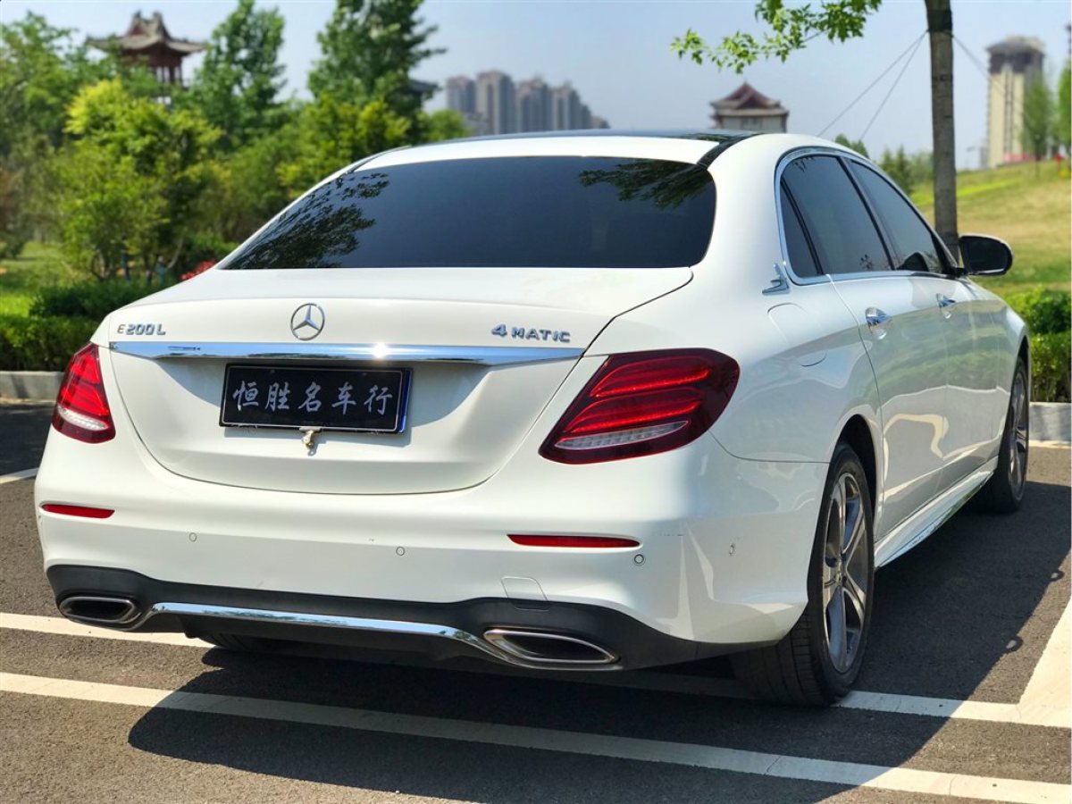 奔驰 奔驰e级 2018款 e 200 l 运动型图片