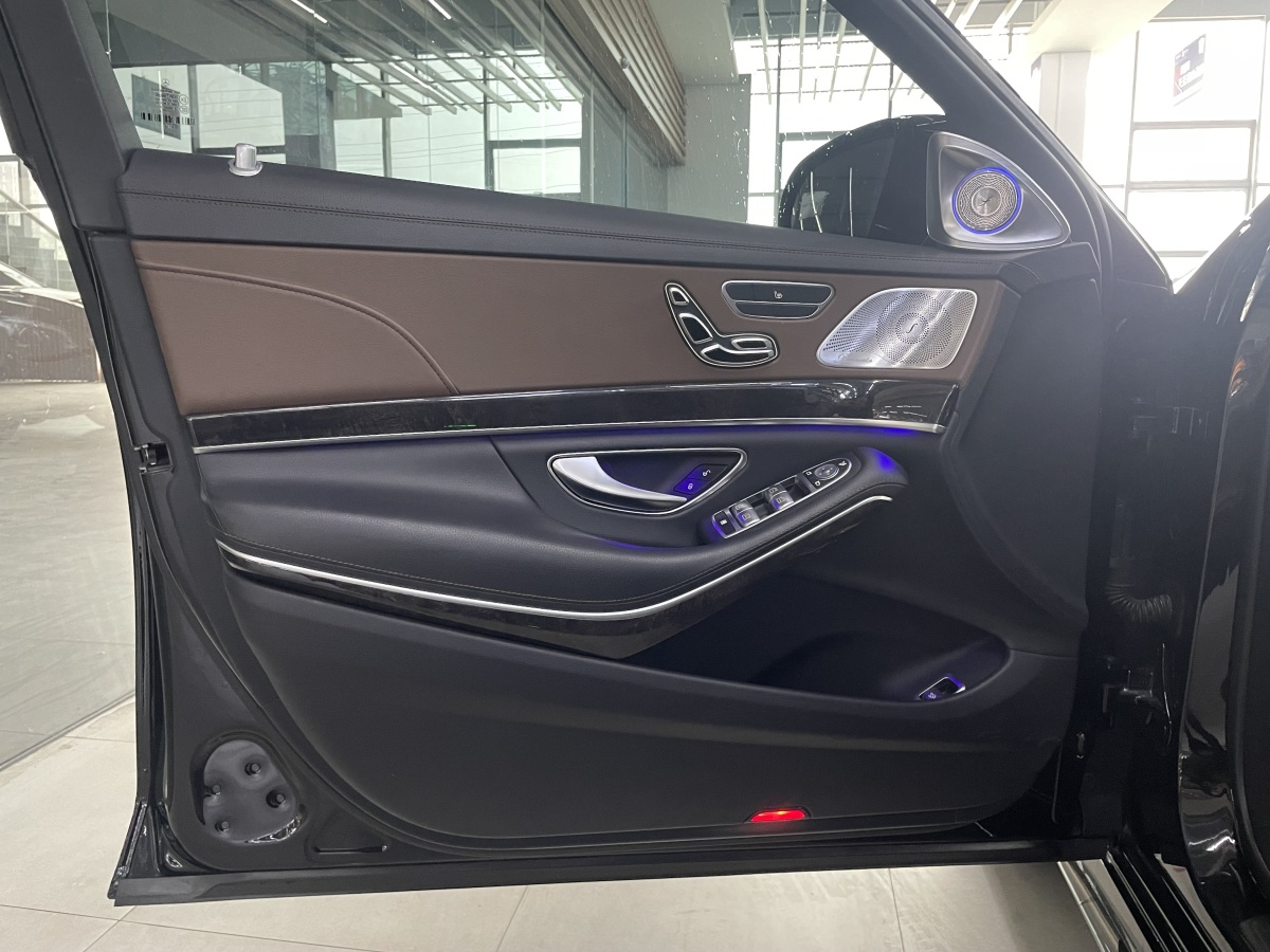 2017年3月奔驰 奔驰S级  2017款 S 400 L 4MATIC