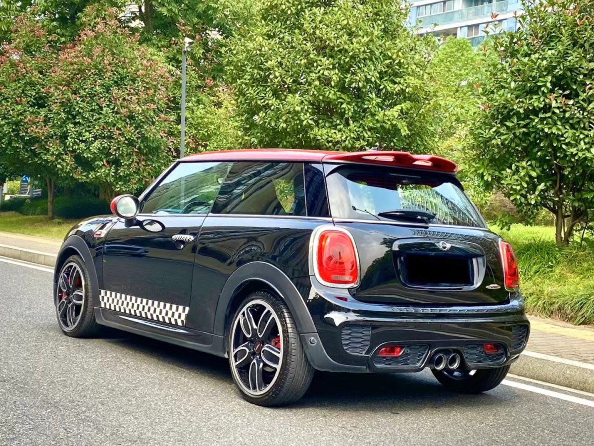 2016年8月MINI JCW  2016款 2.0T JOHN COOPER WORKS 先鋒派