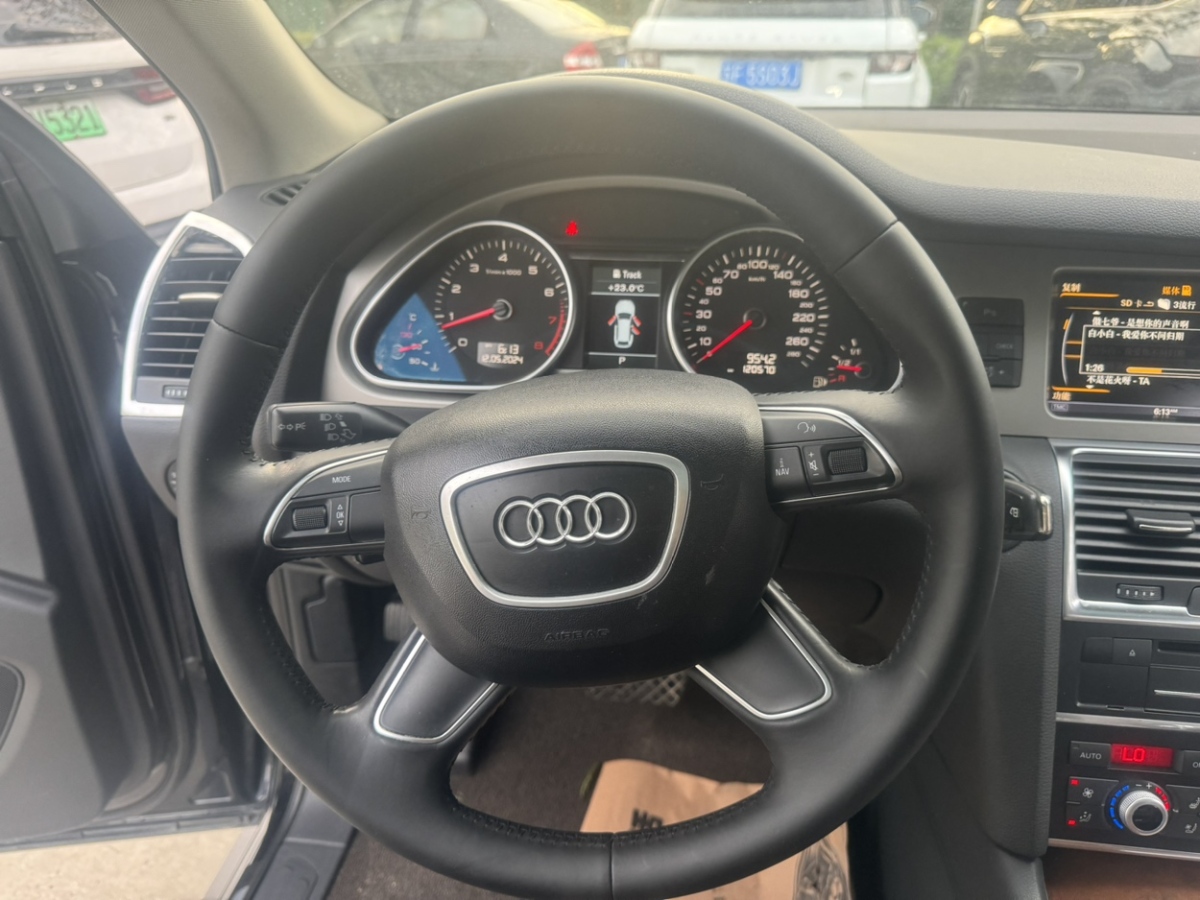 奧迪 奧迪Q7  2014款 35 TFSI 進取型圖片