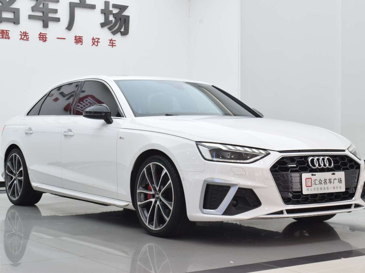 2022年2月奧迪 奧迪A4L  2022款 45 TFSI quattro 臻選動感型