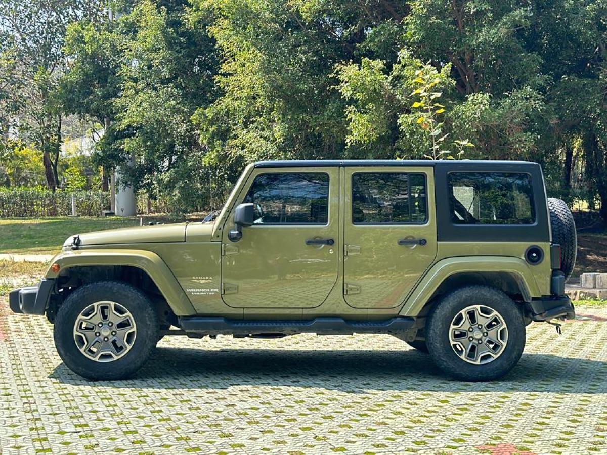 2013年12月Jeep 牧馬人  2013款 3.6L Sahara 四門版