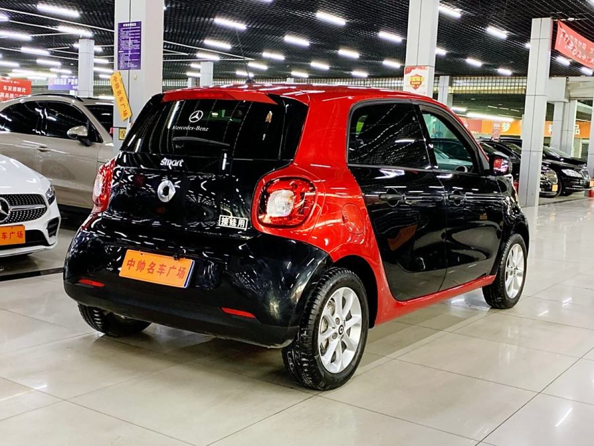 smart forfour  2018款 1.0L 52千瓦靈動版圖片