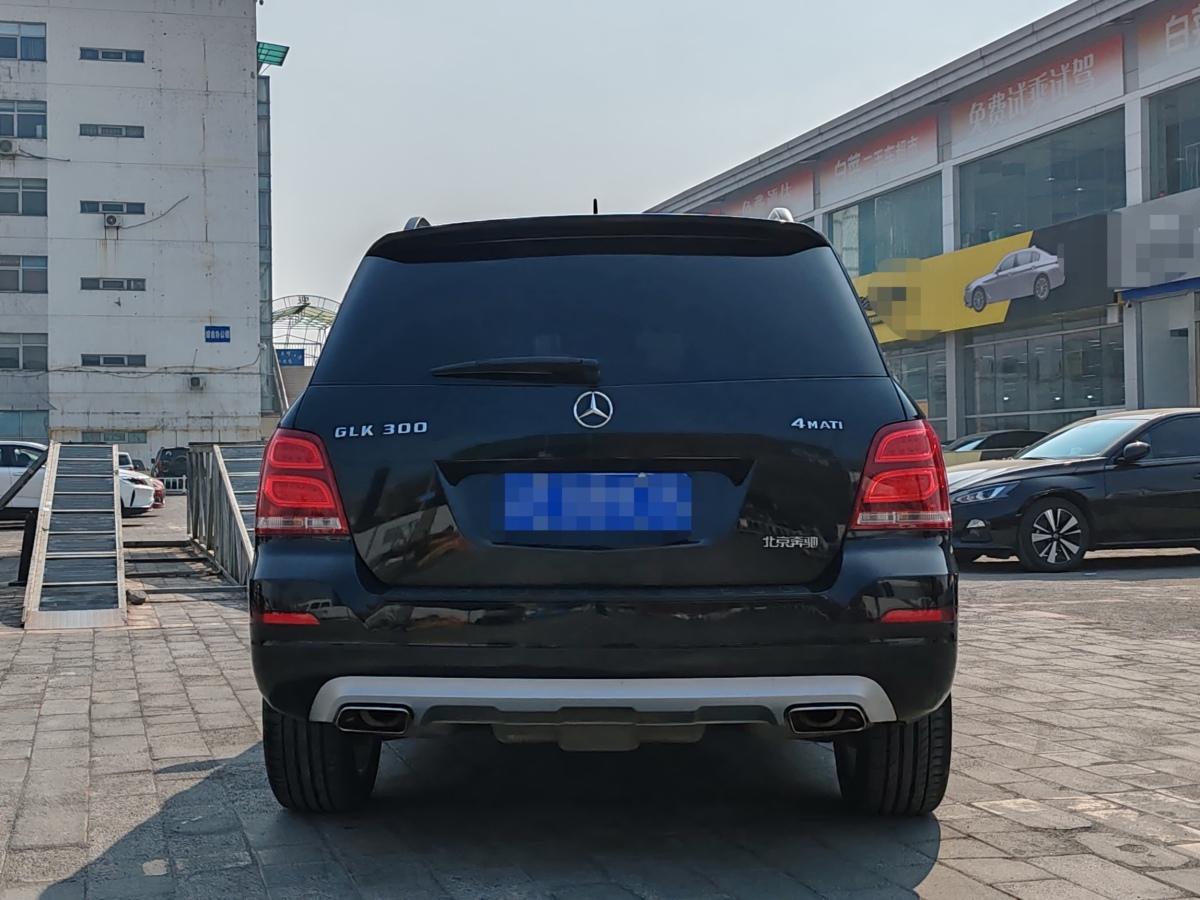 奔馳 奔馳GLK級(jí)  2013款 GLK 300 4MATIC 動(dòng)感型圖片