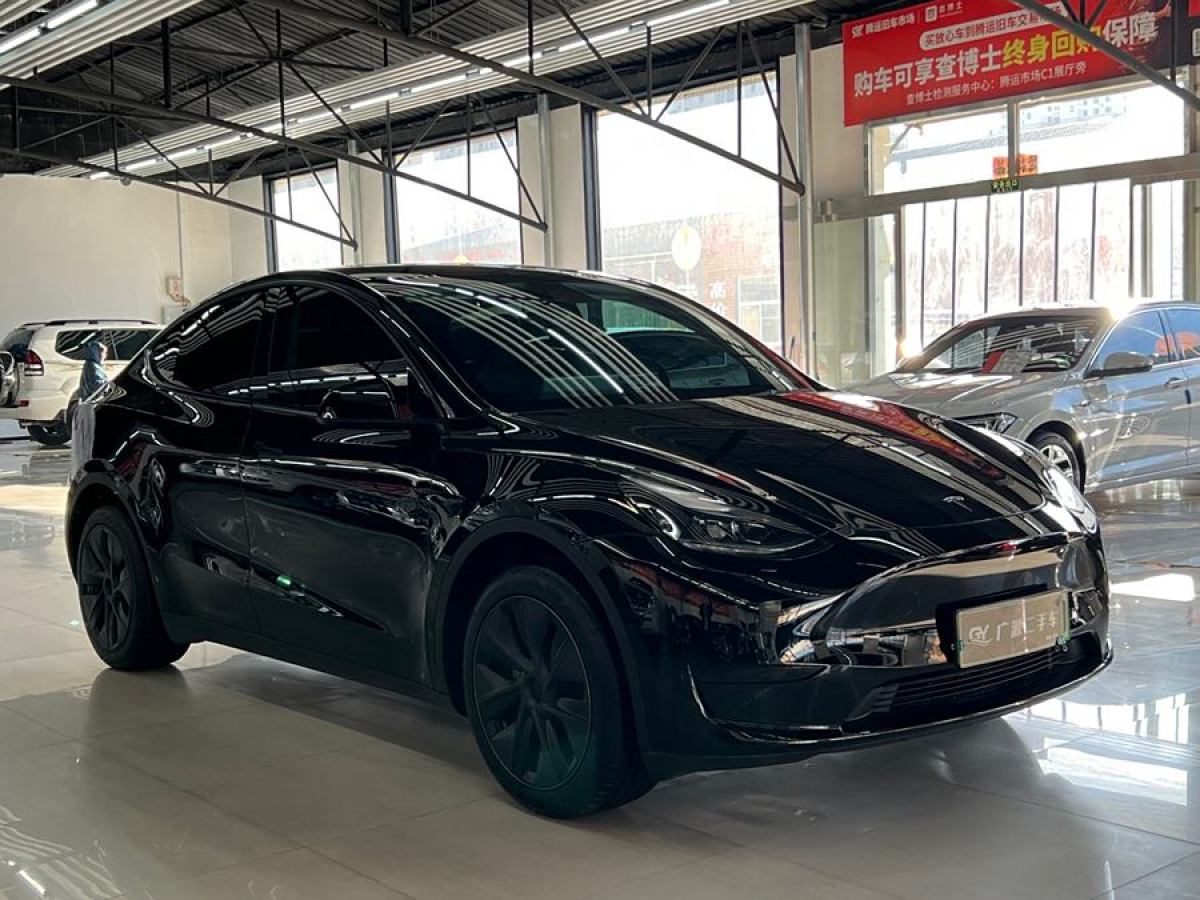 特斯拉 Model 3  2023款 煥新版 后輪驅(qū)動(dòng)圖片