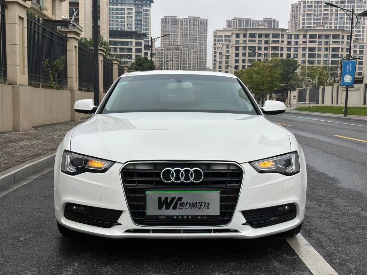 2014年1月奥迪 奥迪A5  2013款 Coupe 40 TFSI