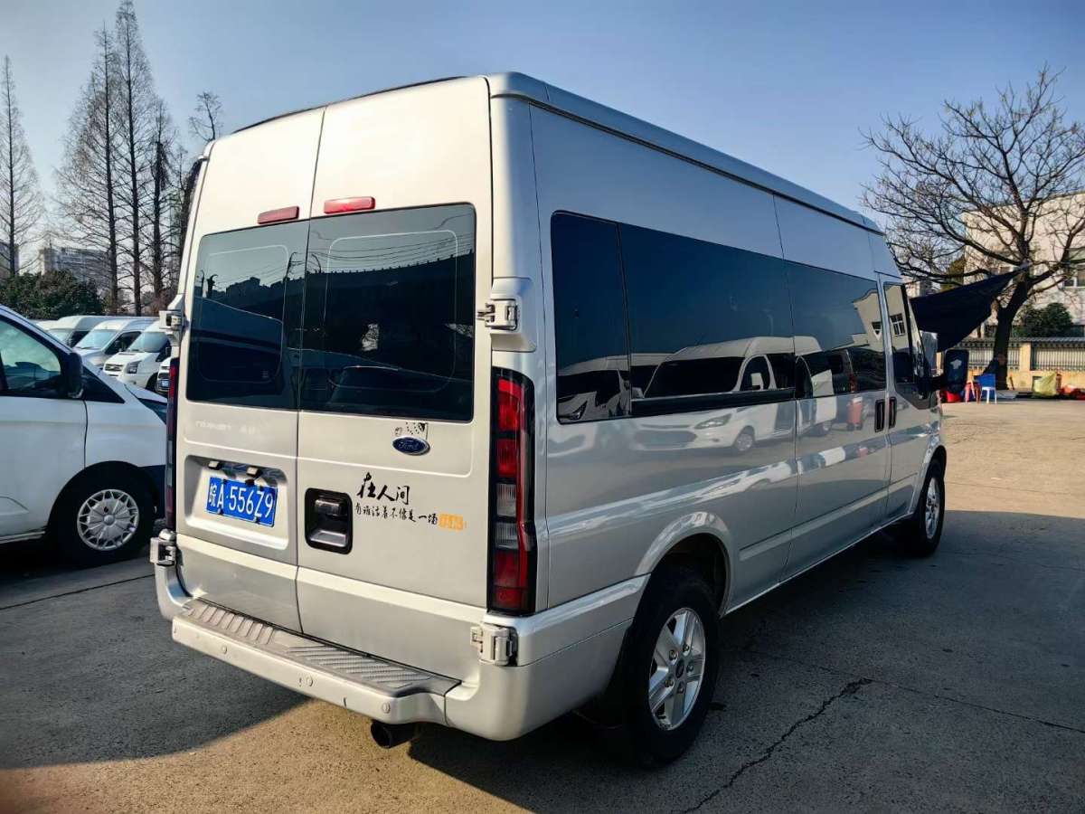 福特 新世代全順  2021款 2.2T Pro AMT物流車(chē)長(zhǎng)軸后雙胎6/7座中頂國(guó)VI圖片