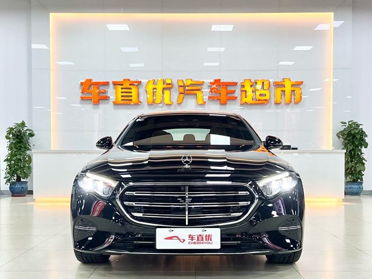 奔馳 奔馳E級(jí)  2019款 改款 E 300 L 豪華型圖片