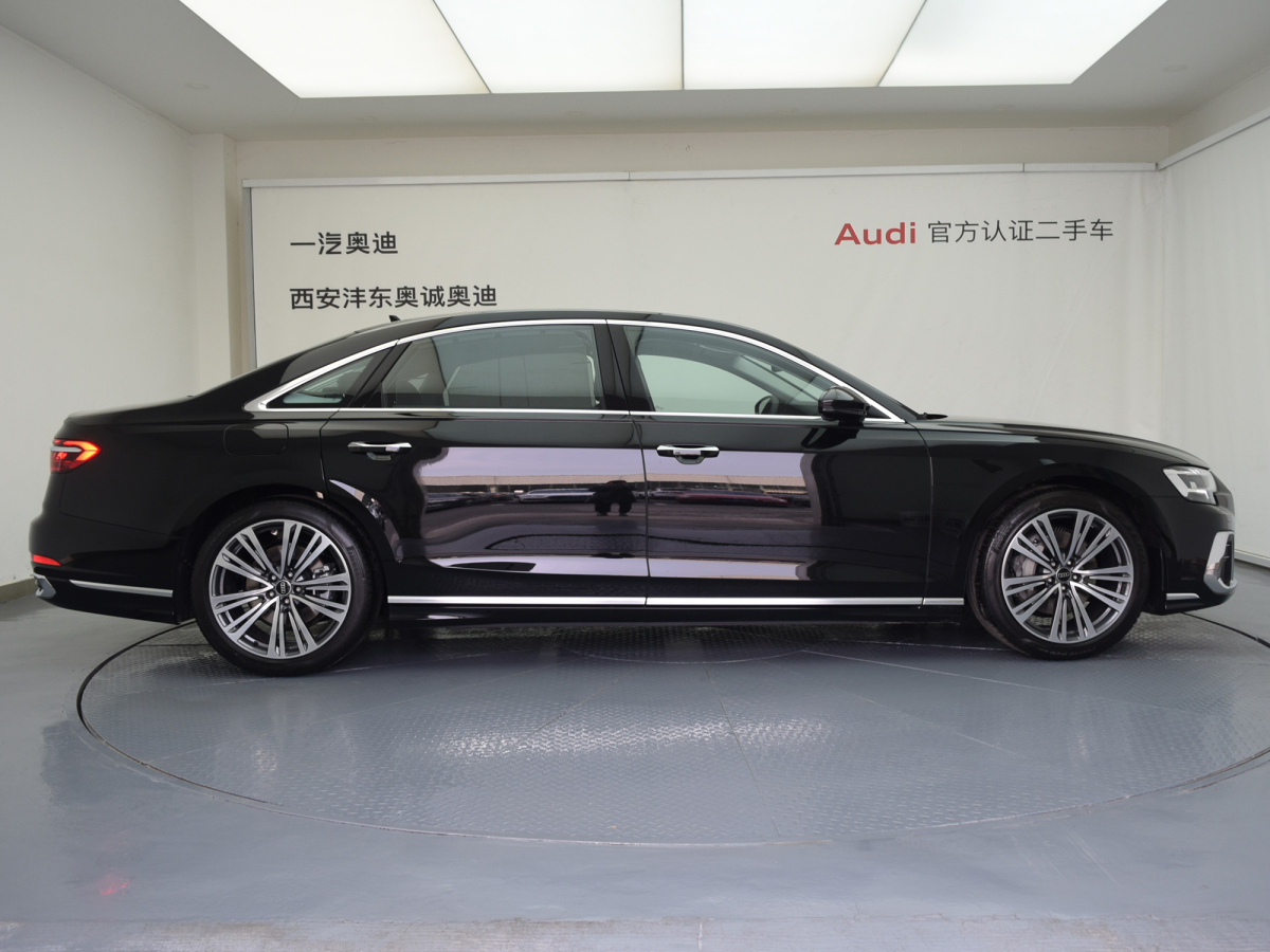 奧迪 奧迪A8  2025款 A8L 45 TFSI quattro 豪華型圖片