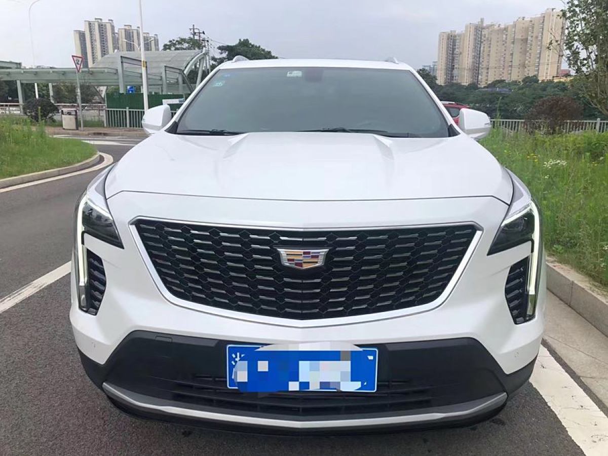 凱迪拉克 XT4  2018款 28T 兩驅(qū)領(lǐng)先型圖片