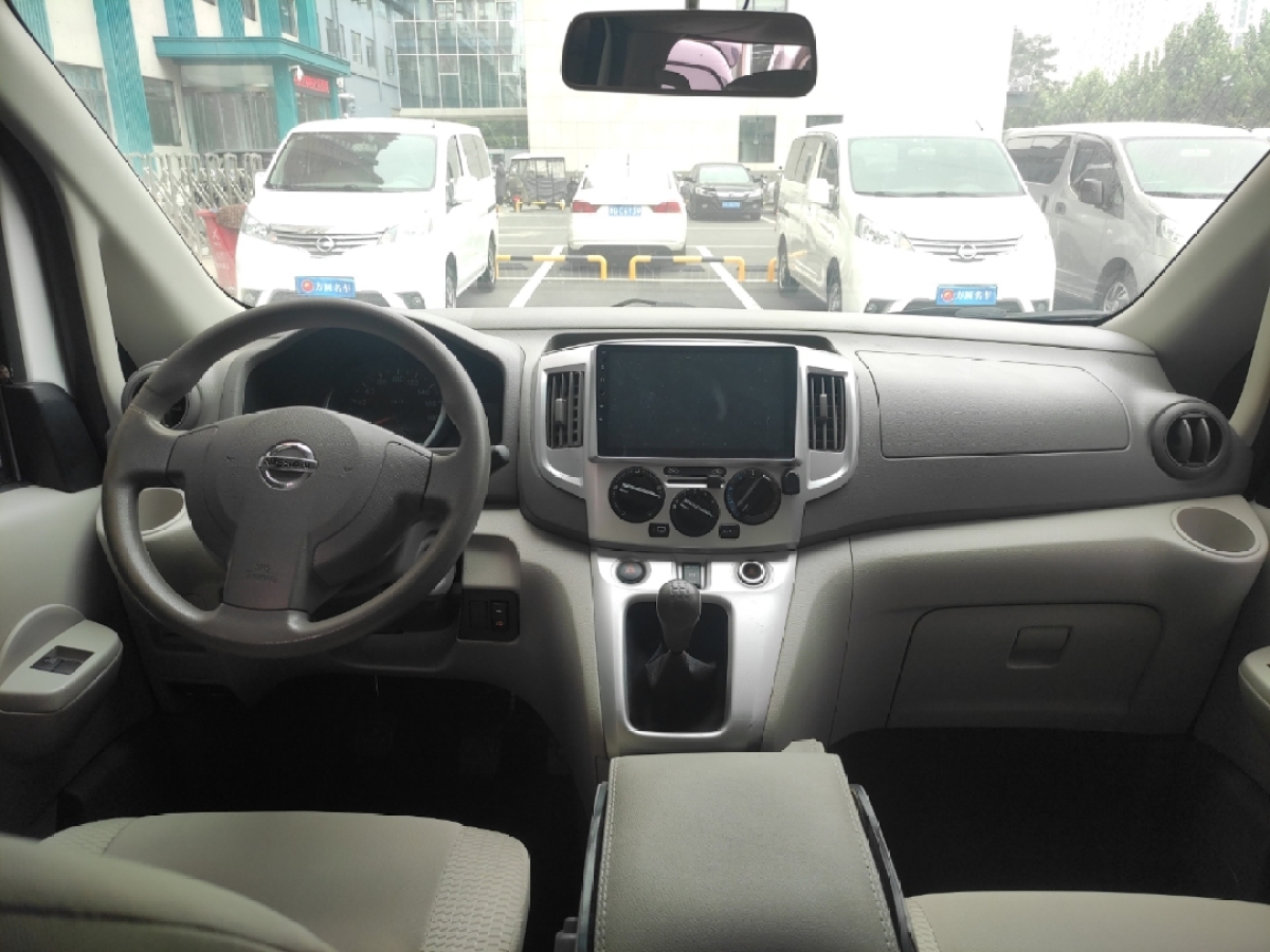 日產(chǎn) NV200  2016款 改款 1.6L 手動豪華型圖片