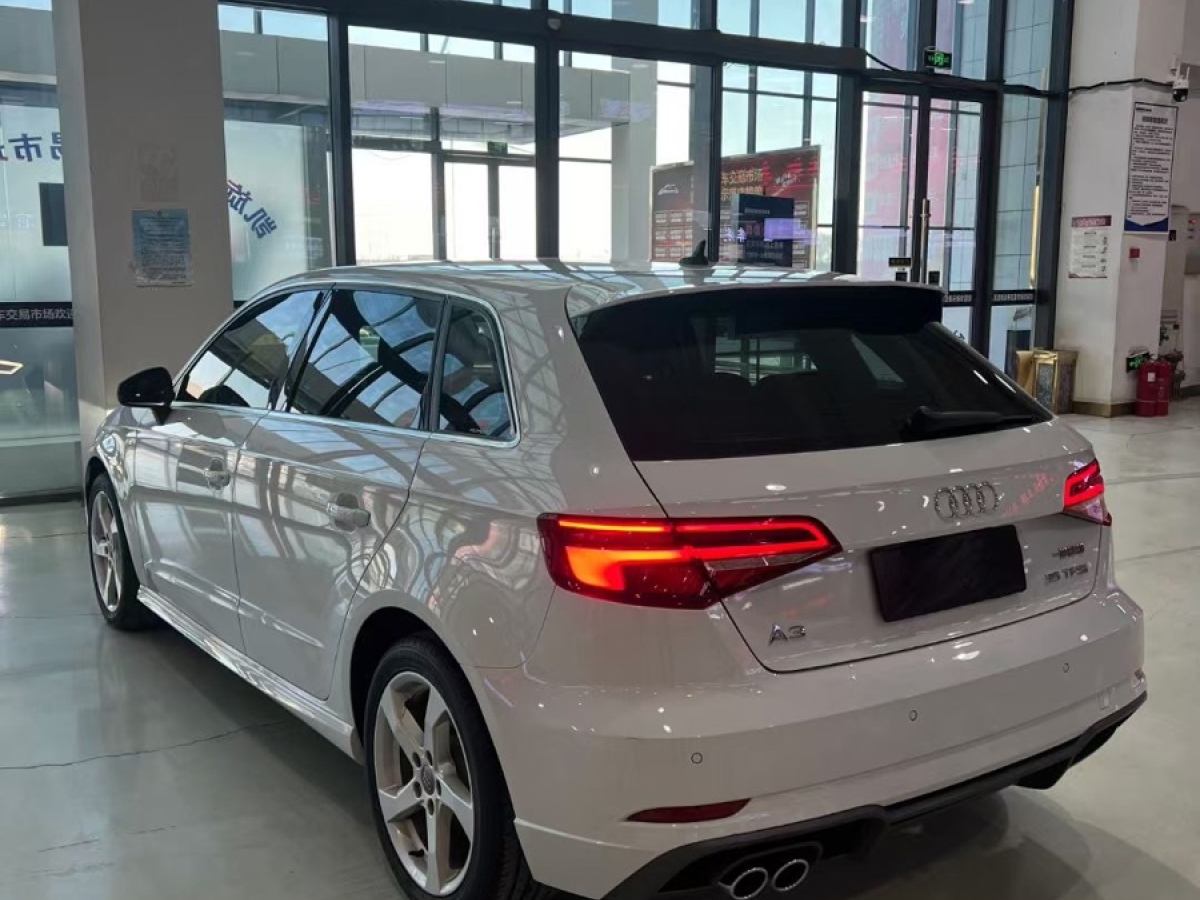 奧迪 奧迪A3  2019款 Sportback 35 TFSI 時(shí)尚型 國(guó)V圖片