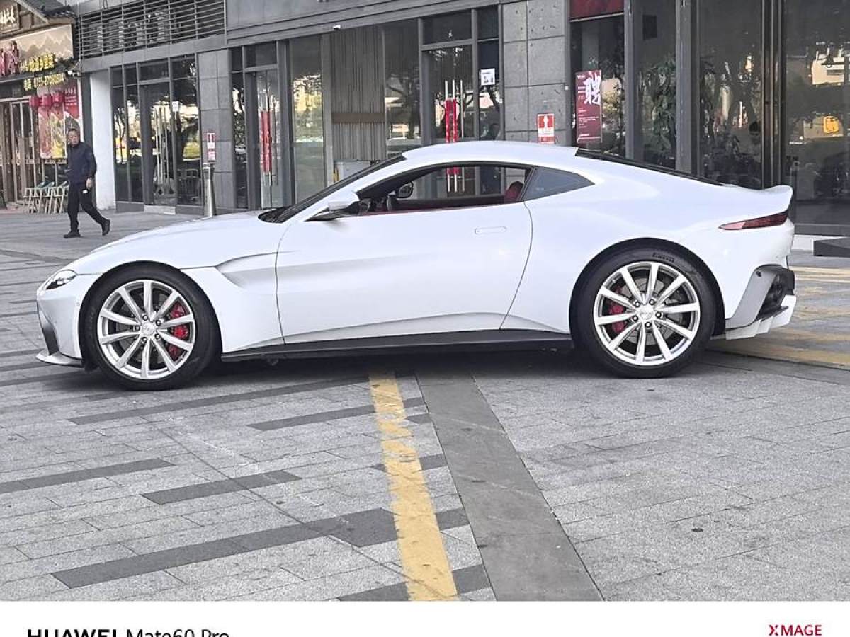 阿斯頓·馬丁 V8 Vantage  2024款 4.0T V8 Coupe圖片