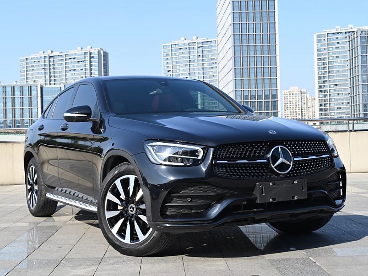 奔馳 奔馳GLC  2022款 改款 GLC 260 4MATIC 轎跑SUV圖片