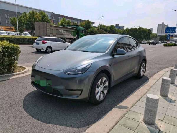 特斯拉 Model Y  2021款 标准续航后驱升级版