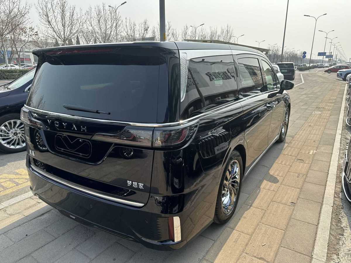 嵐圖 夢想家  2024款 PHEV 超長續(xù)航旗艦版圖片