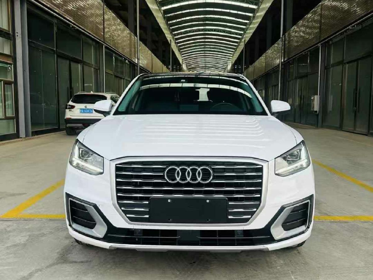 奧迪 奧迪Q3  2019款  35 TFSI 時尚動感型圖片