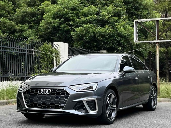 奥迪 奥迪A4L  2020款 40 TFSI 豪华动感型