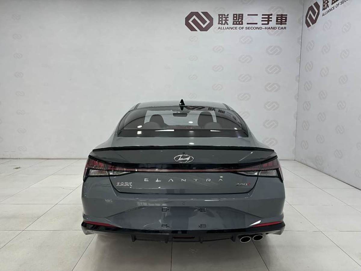 現(xiàn)代 伊蘭特  2022款 1.5L CVT LUX尊貴版圖片