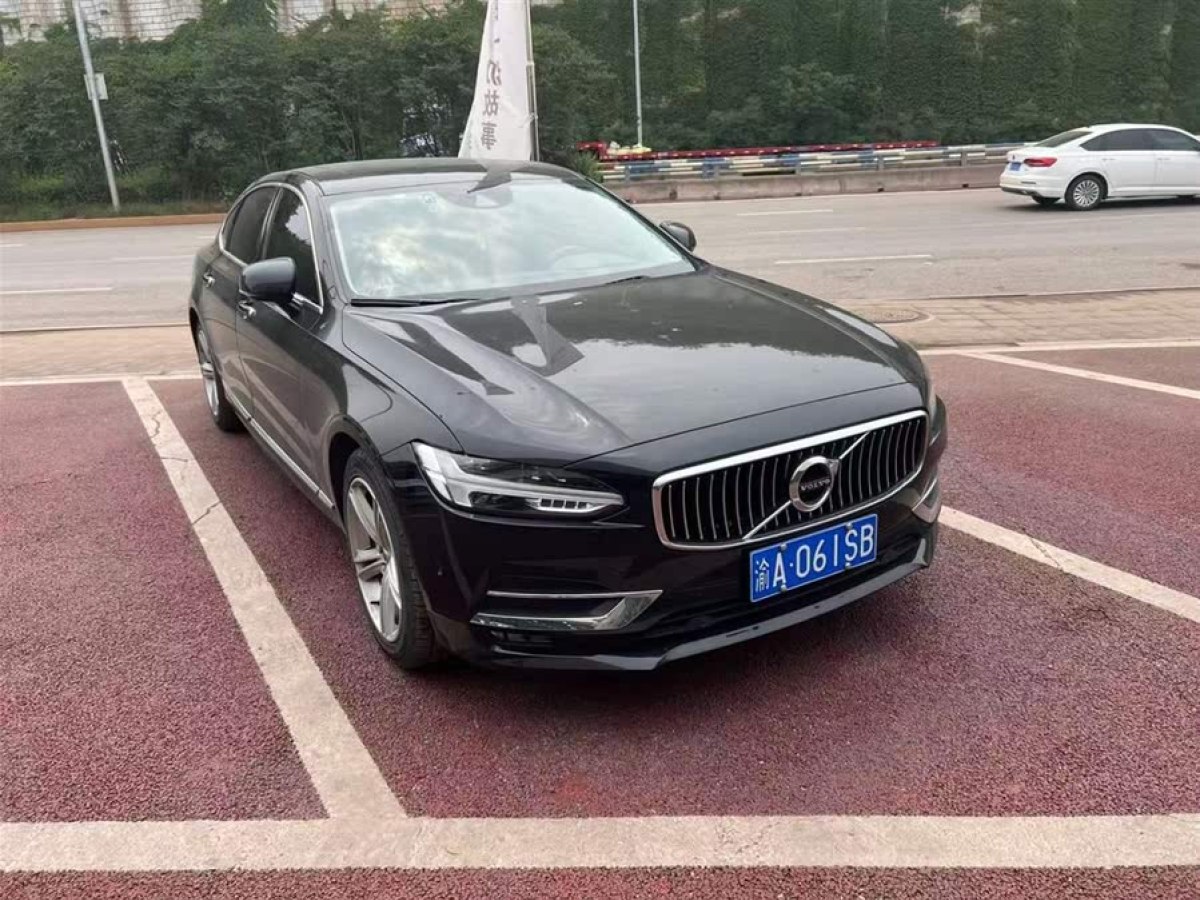 沃爾沃 S90  2020款 改款 T5 智遠豪華版圖片