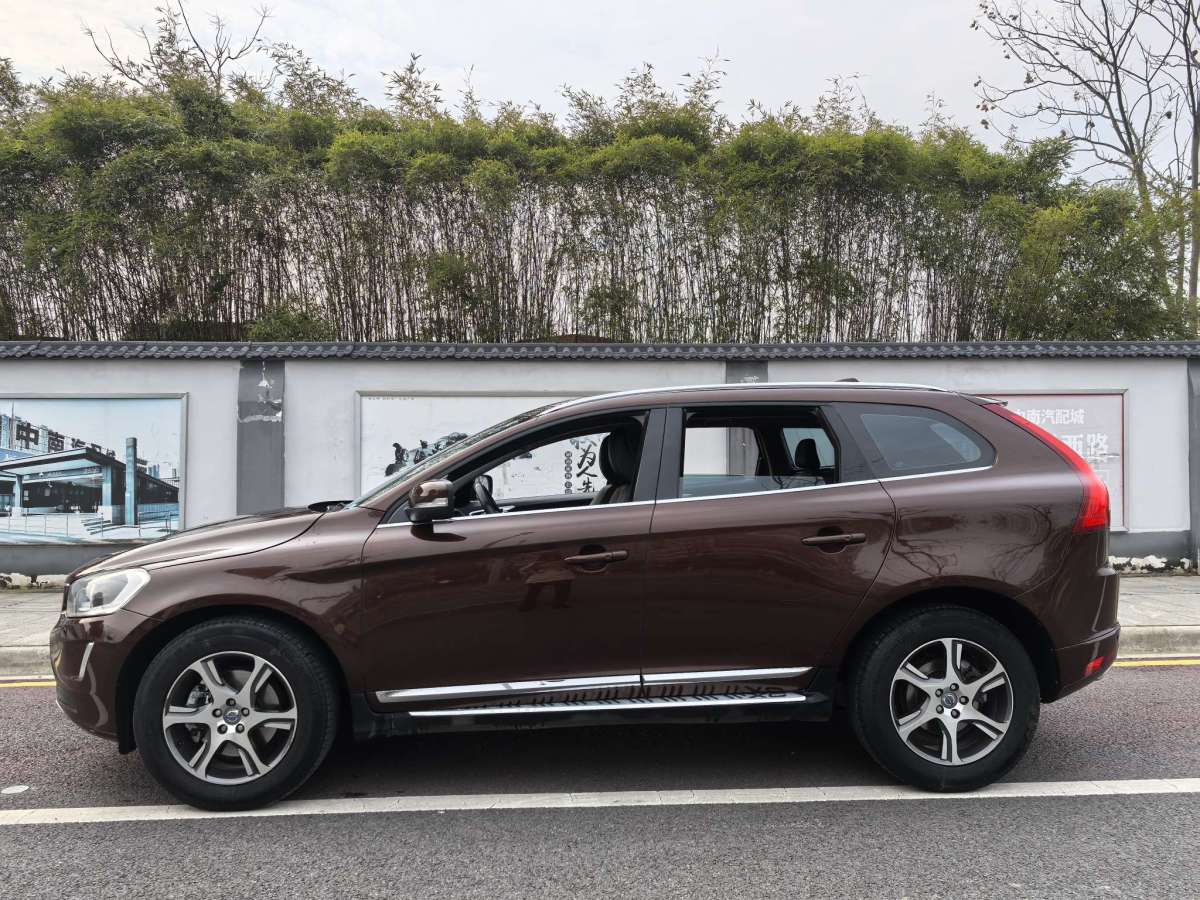 沃爾沃 XC60  2015款 T5 AWD 智遠(yuǎn)版圖片