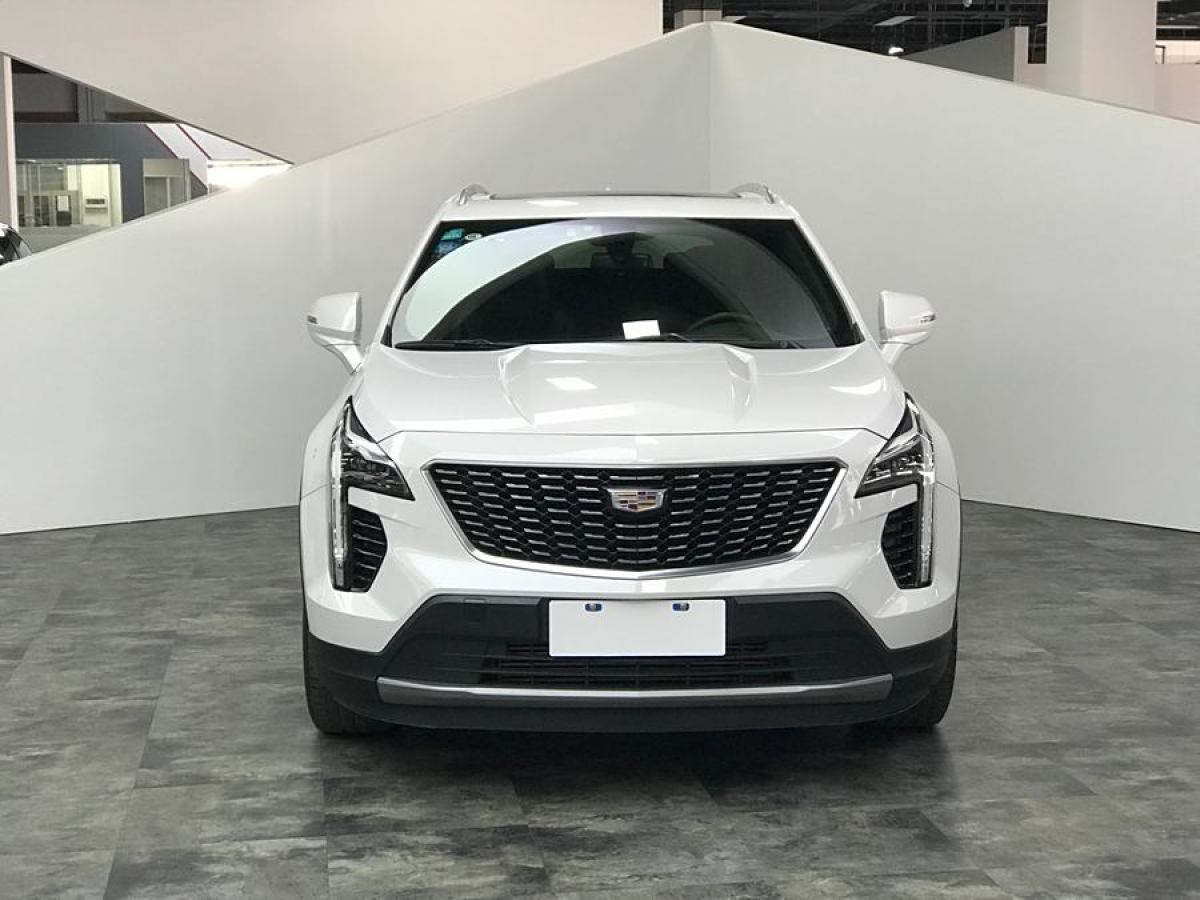 凱迪拉克 XT4  2018款 28T 兩驅(qū)領(lǐng)先型圖片