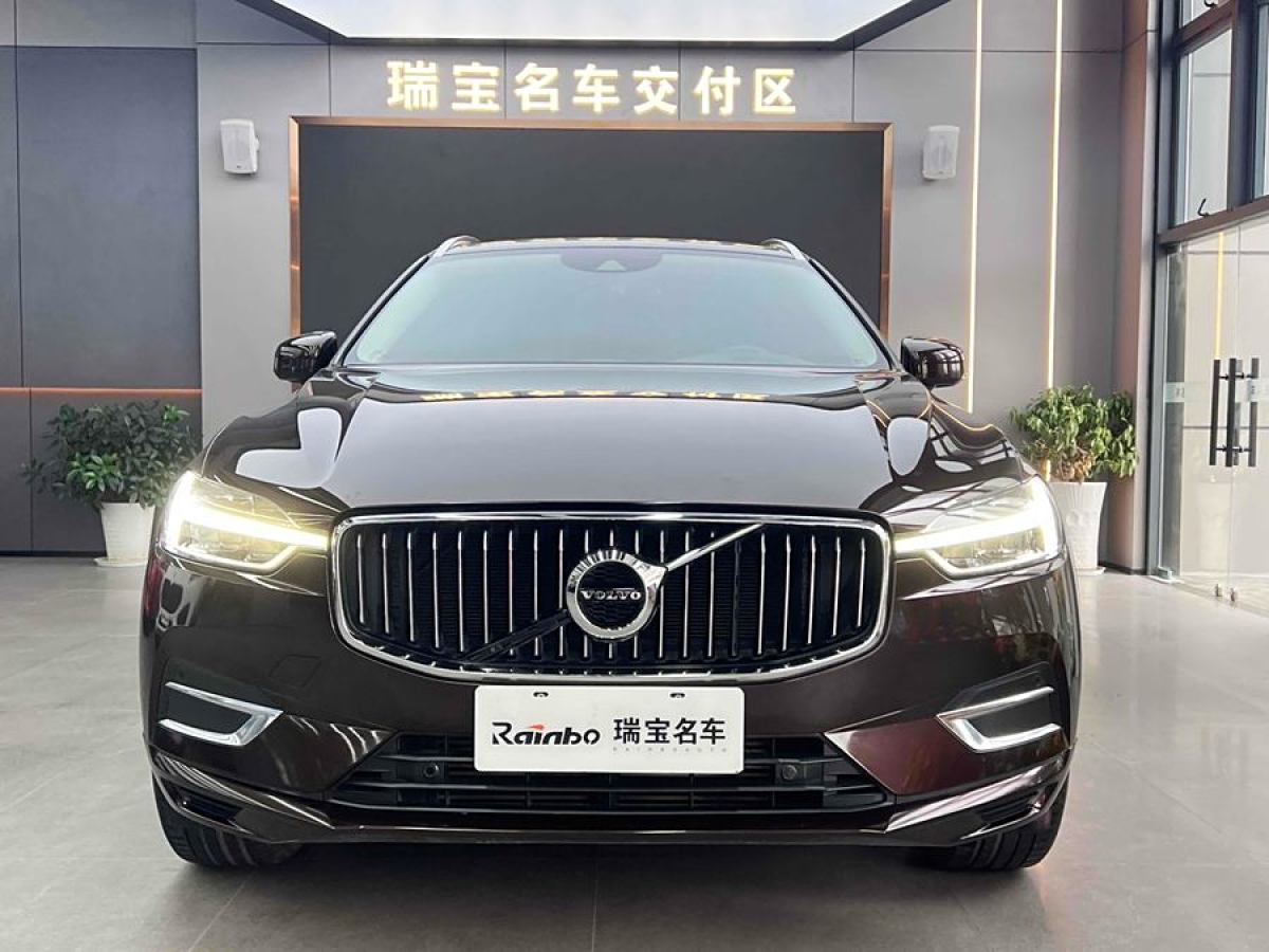 沃爾沃 XC60  2020款 T5 四驅(qū)智逸豪華版圖片