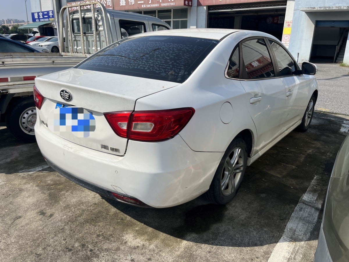 奔騰 B30  2016款 1.6L 手動舒適型圖片