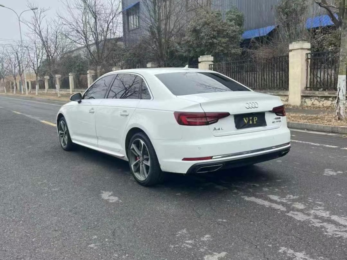 奧迪 奧迪A4L  2019款 40 TFSI 運(yùn)動(dòng)型 國(guó)V圖片