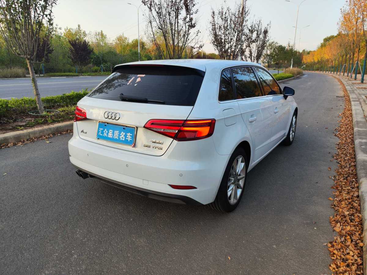 奧迪 奧迪A3  2017款 Sportback 35 TFSI 進(jìn)取型圖片