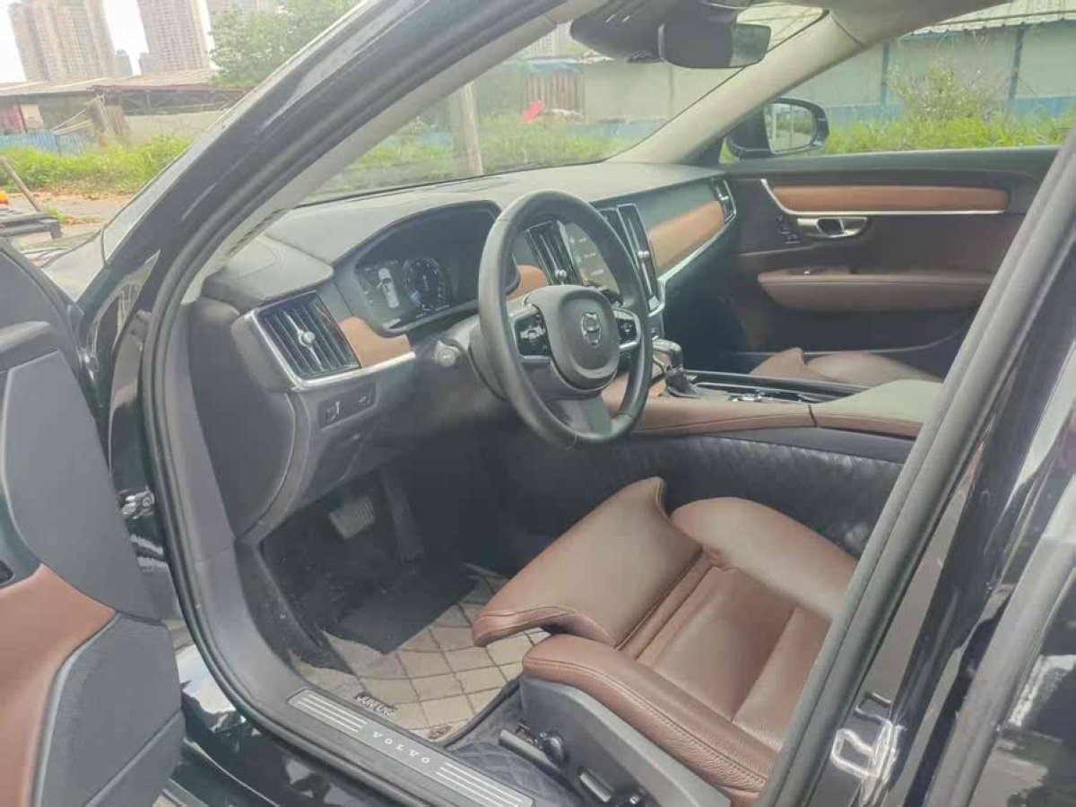 沃爾沃 S90  2020款 改款 T5 智遠(yuǎn)豪華版圖片