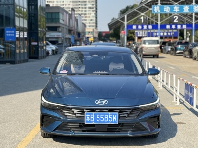 2024年3月 現(xiàn)代 伊蘭特 1.5L CVT LUX尊貴版圖片