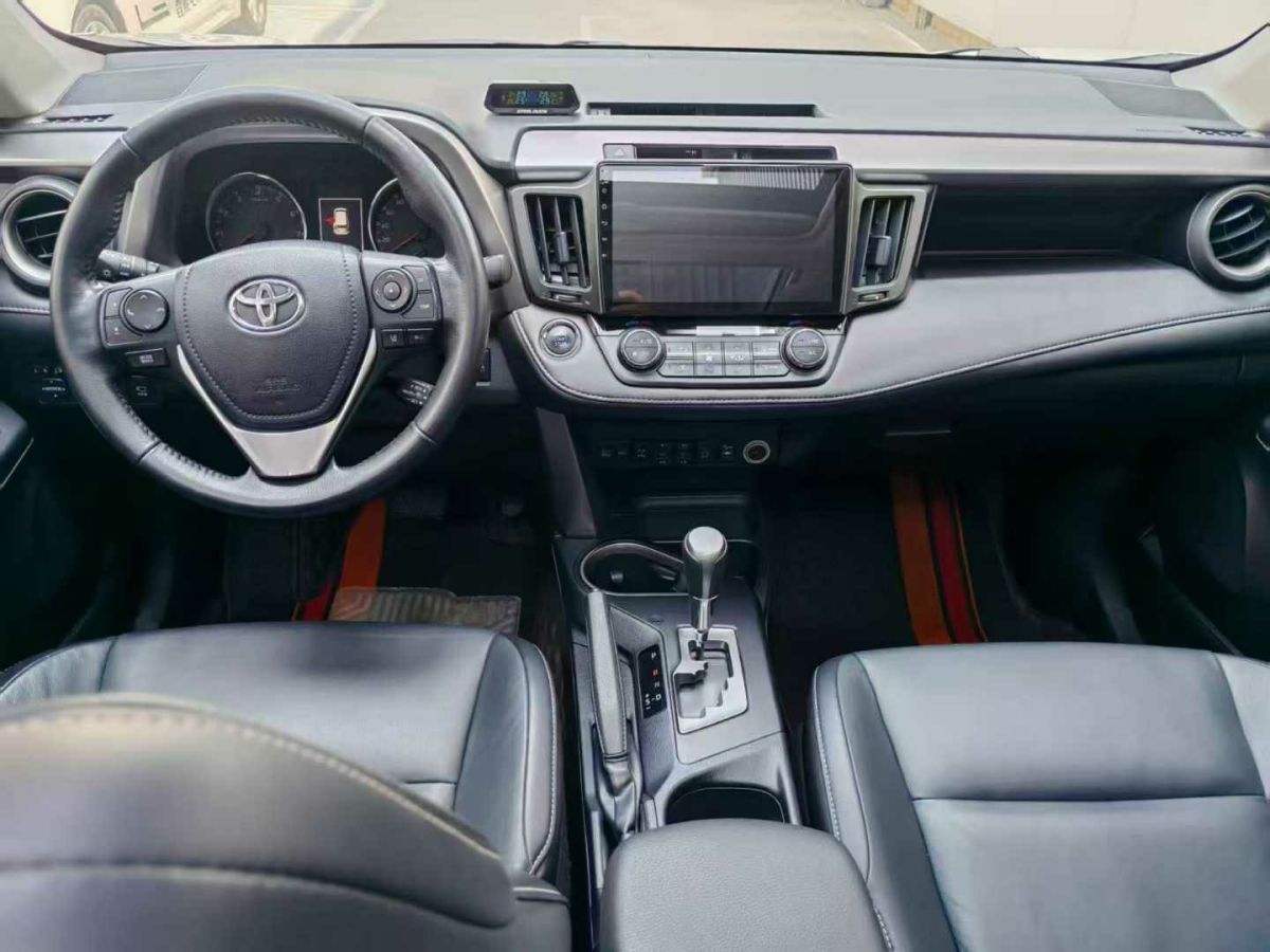 豐田 RAV4榮放  2018款 2.5L 自動四驅(qū)精英i版圖片