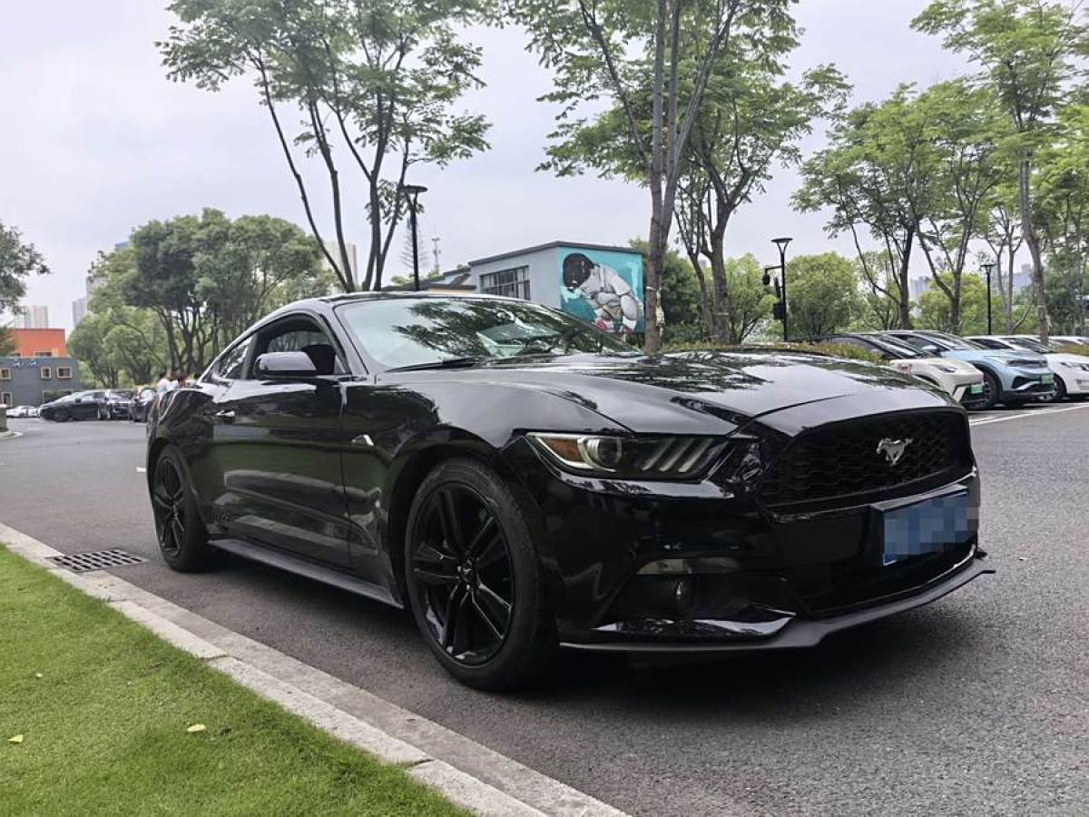 2015年10月福特 Mustang  2016款 2.3T 性能版