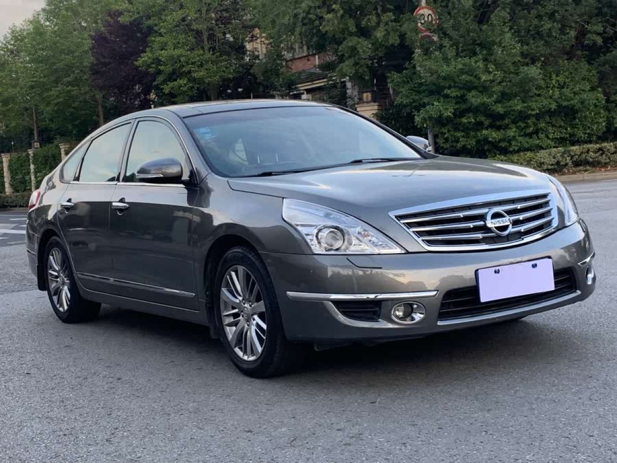 日產(chǎn) 天籟  2011款 公爵 2.5L XV尊雅版圖片