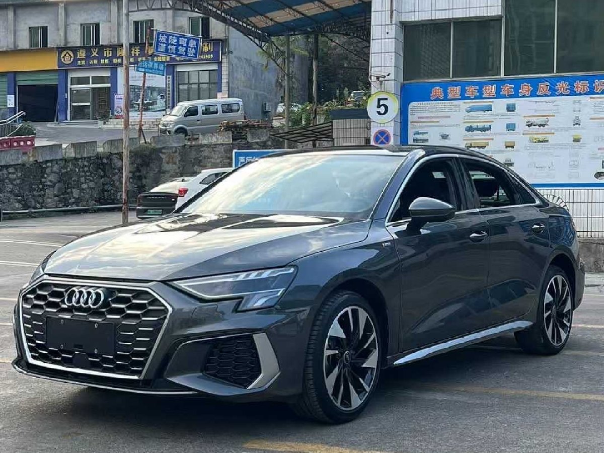 奧迪 奧迪A3  2024款 Sportback 35 TFSI 豪華運動型圖片