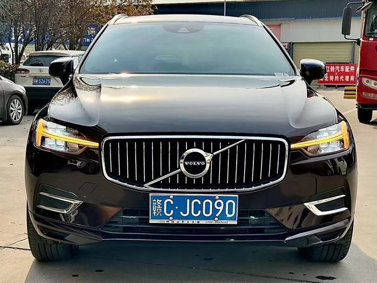 沃爾沃 XC60  2021款 T5 四驅(qū)智遠(yuǎn)豪華版圖片