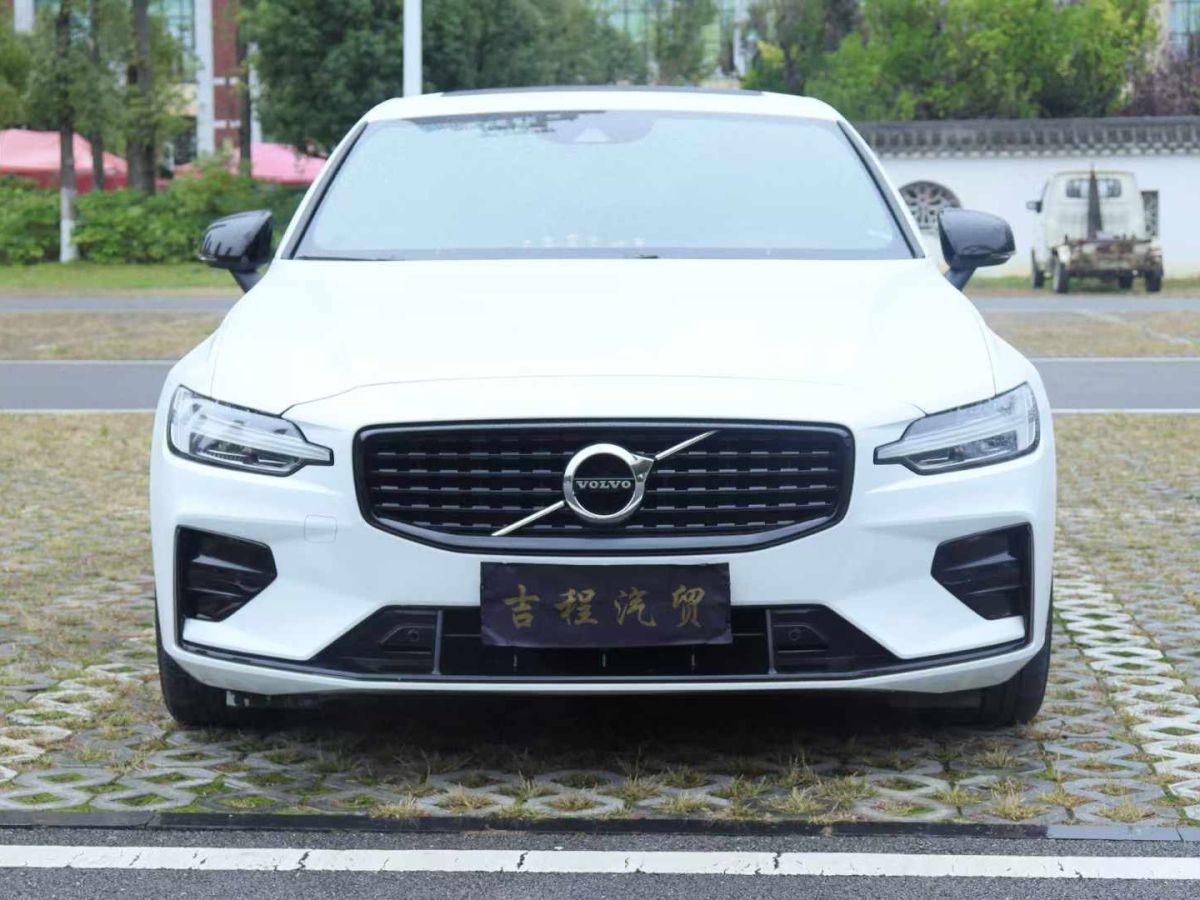 沃爾沃 S60L  2022款 B4 智遠豪華版圖片