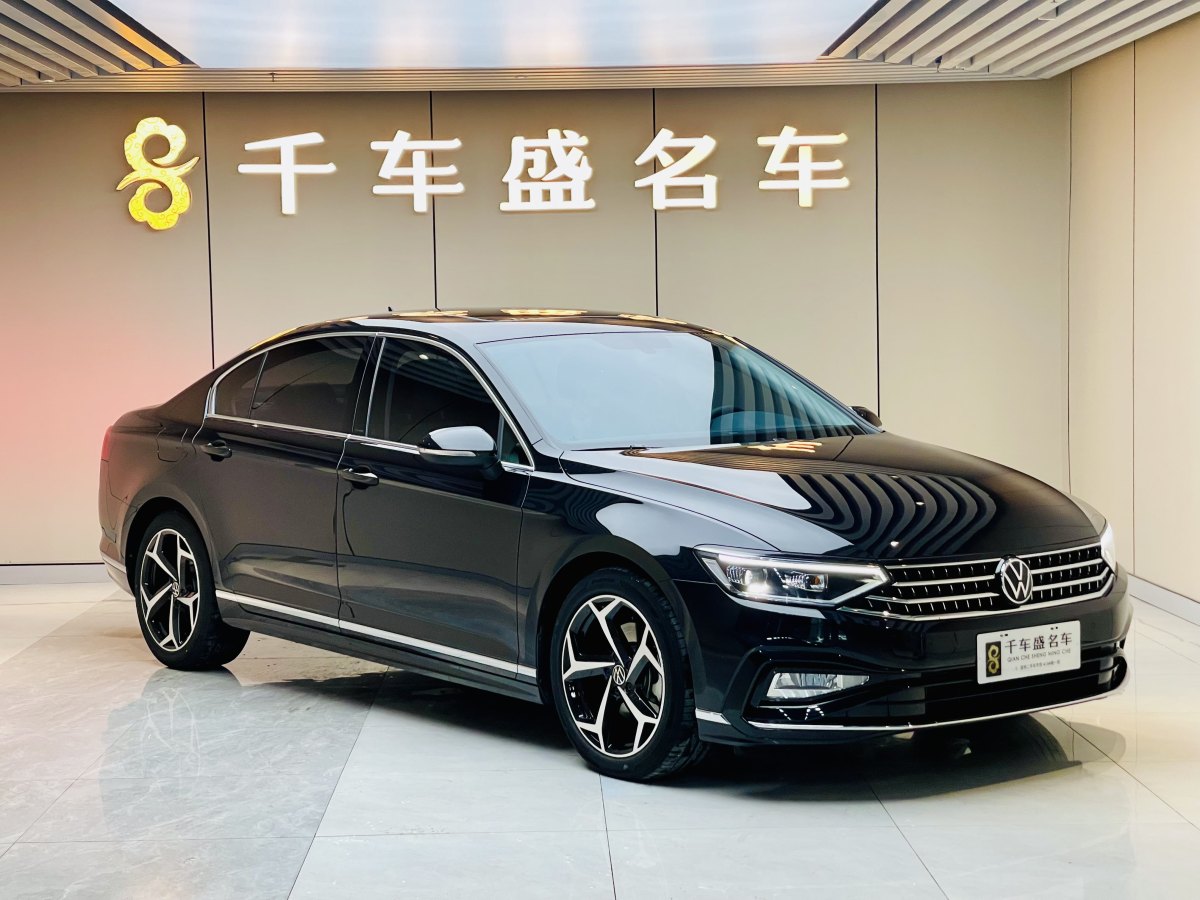 大眾 邁騰  2023款 200萬輛紀念版 330TSI DSG領(lǐng)先型圖片