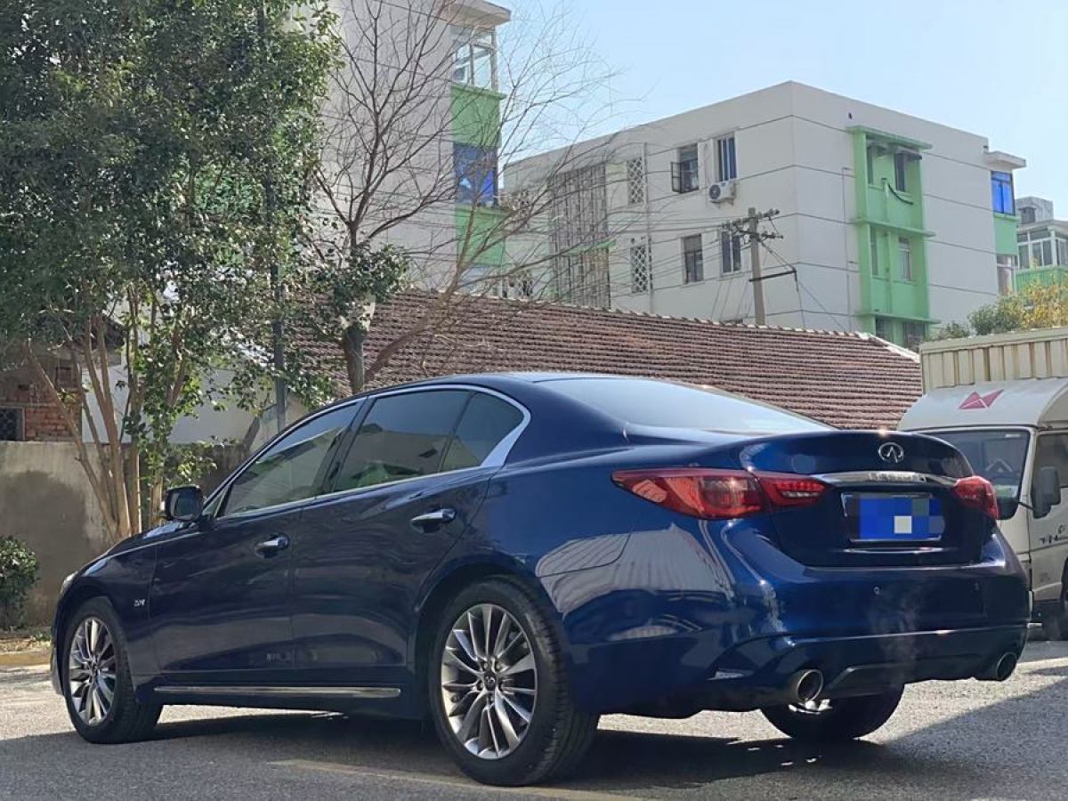 英菲尼迪 Q50L  2022款 2.0T 進(jìn)享版圖片