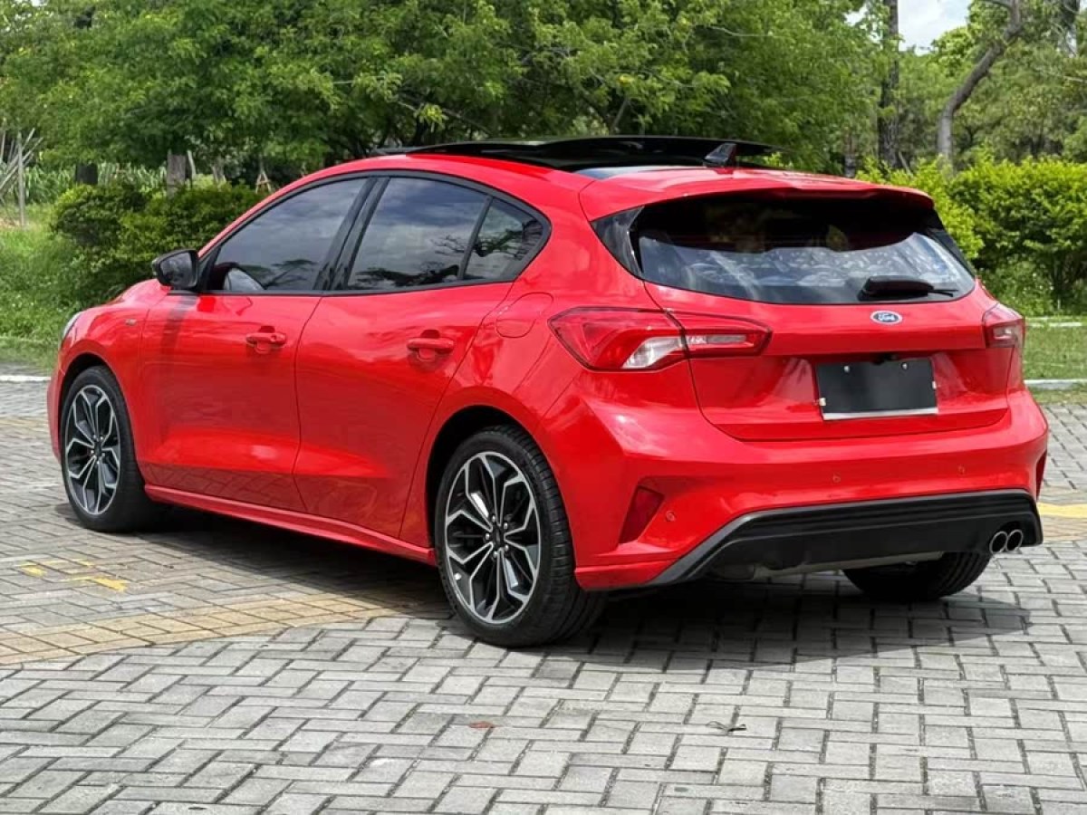 福特 ?？怂? 2020款 兩廂 EcoBoost 180 自動(dòng)ST Line圖片