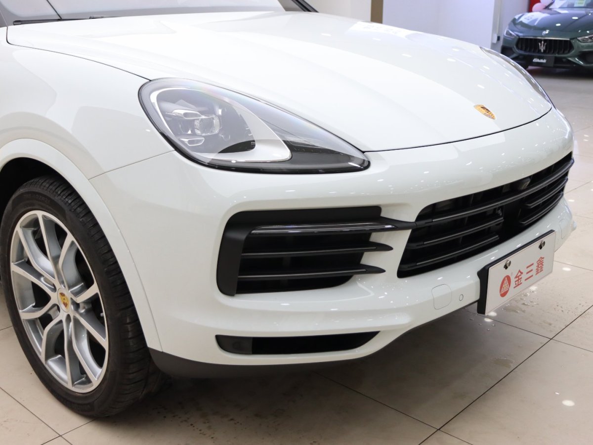 保時(shí)捷 Cayenne  2023款 Cayenne 3.0T 鉑金版圖片