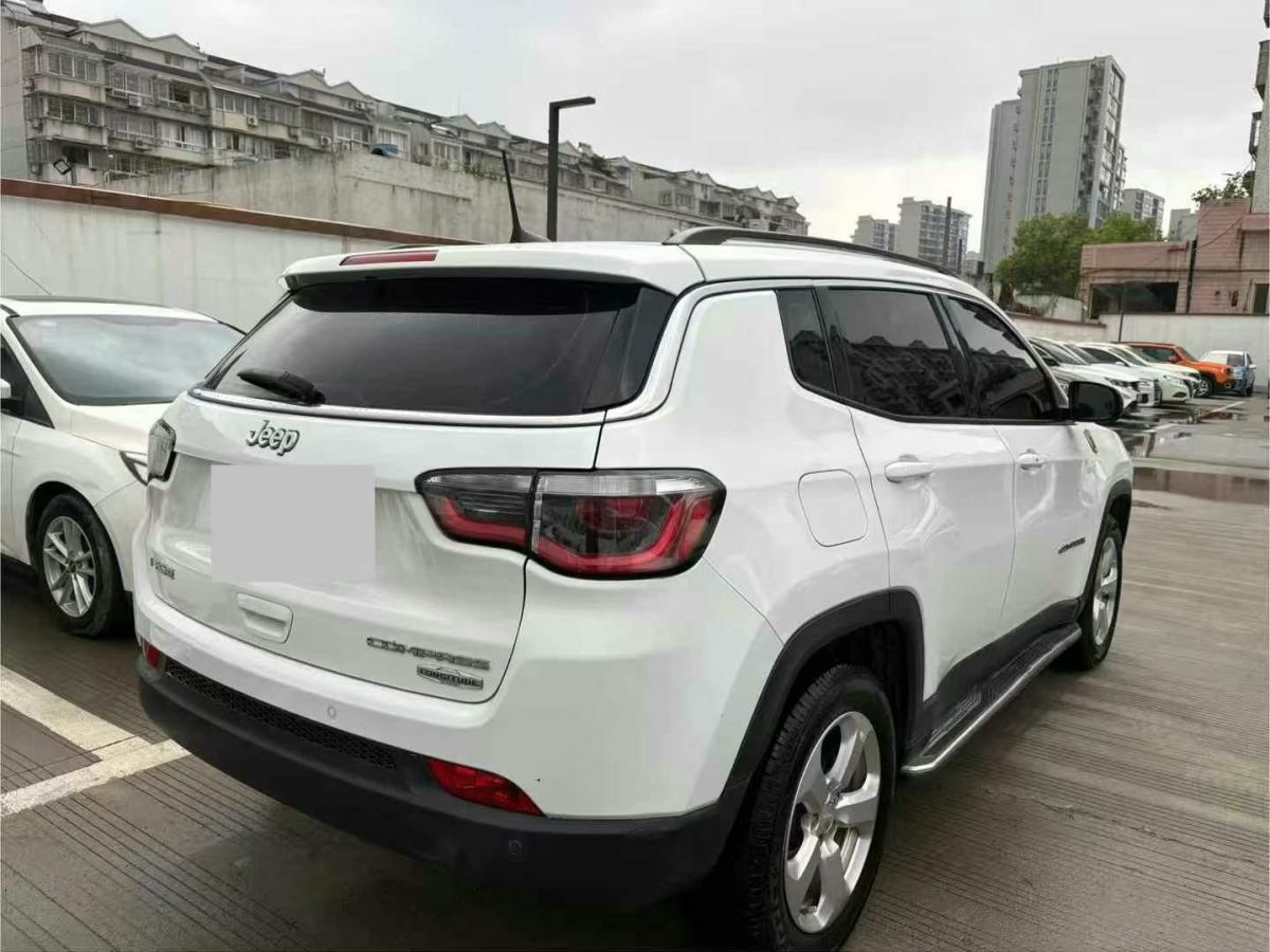 云雀 全界Q1  2018款 1.4L 手動天窗導(dǎo)航版圖片