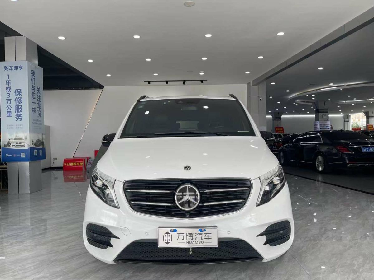 2019年6月奔馳 奔馳A級  2019款  A 220 L 4MATIC 運動轎車