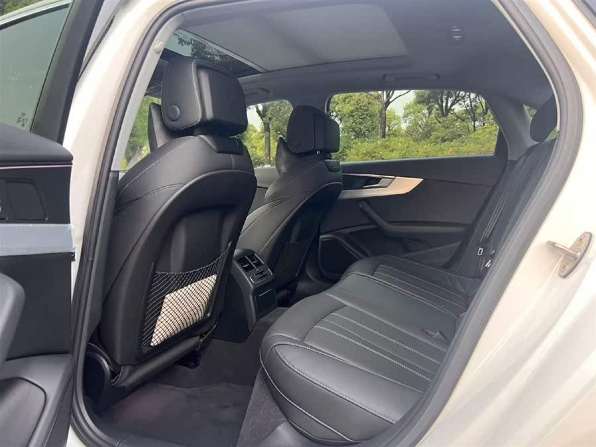 奧迪 奧迪A4L  2020款 40 TFSI 豪華動感型圖片