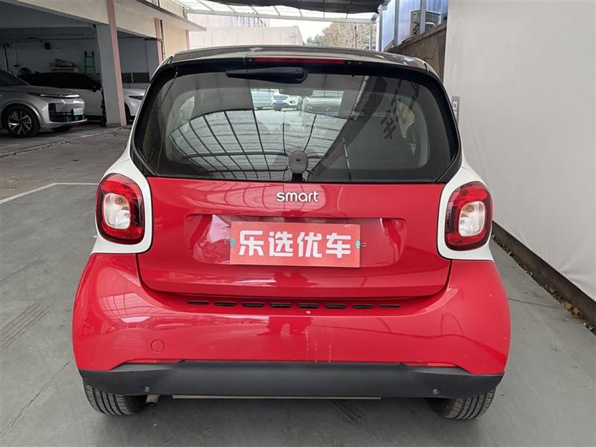 smart fortwo  2015款 1.0L 52千瓦硬頂靈動(dòng)版圖片