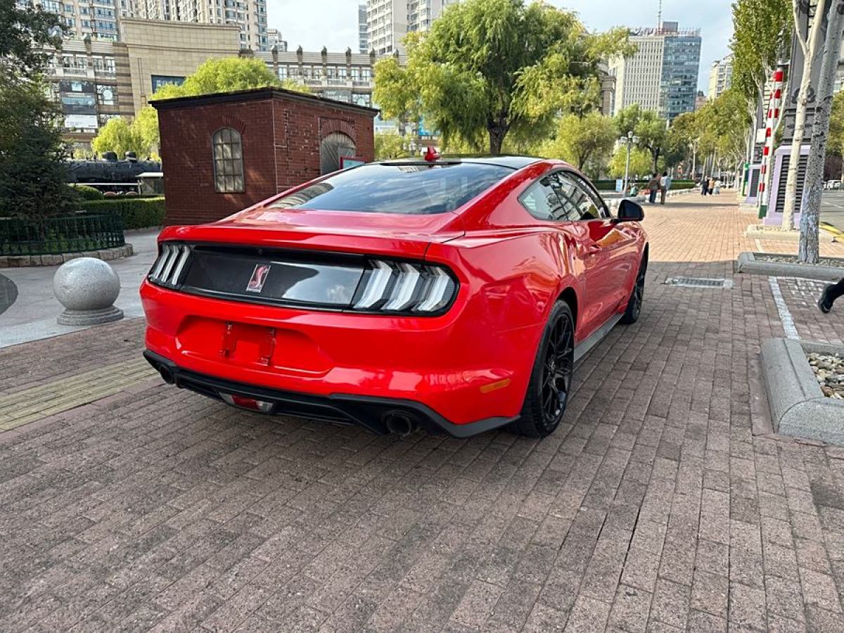 2021年7月福特 Mustang  2021款 2.3L EcoBoost