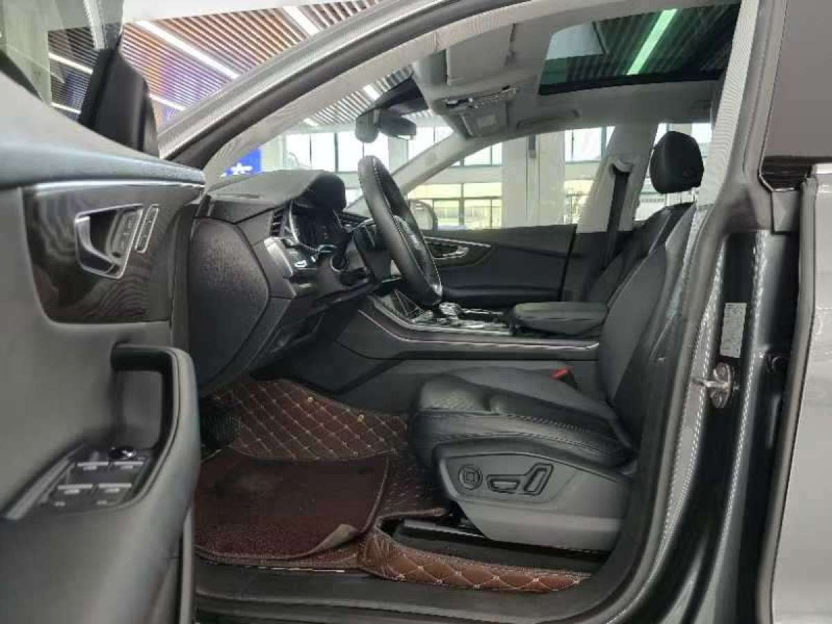 奧迪 奧迪Q8  2022款 55 TFSI 豪華動感型圖片